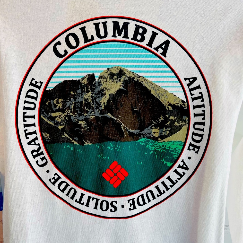 NWT Columbia Long Sleeve Graphic T-Shirt White Size Small - Picture 3 of 6